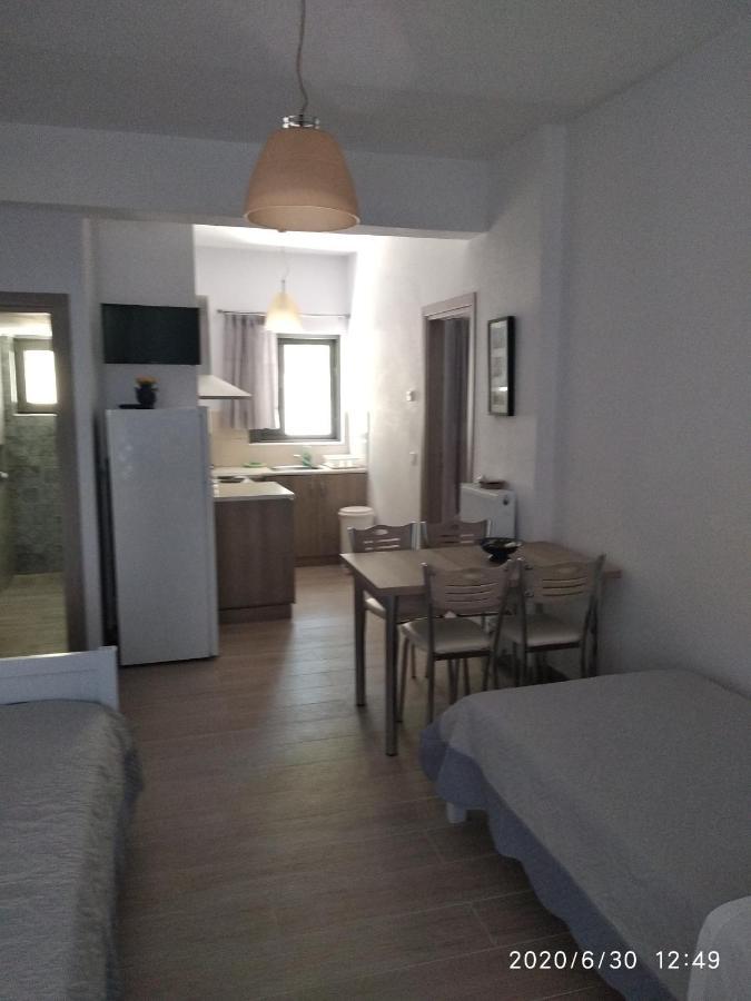 Meltemi Apartment Vourkari Luaran gambar