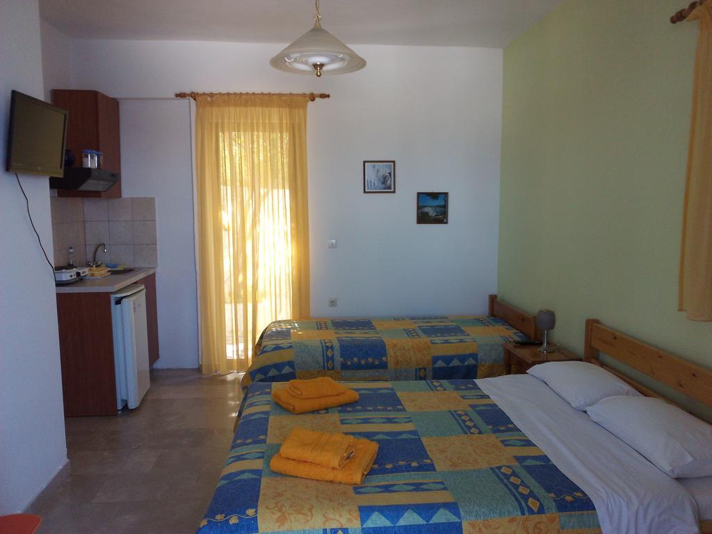 Meltemi Apartment Vourkari Bilik gambar
