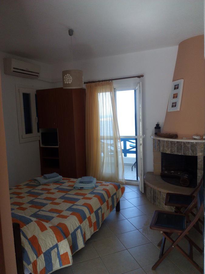 Meltemi Apartment Vourkari Luaran gambar